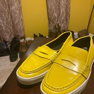 Rag & bone patent yellow loafers! Excellent condition!